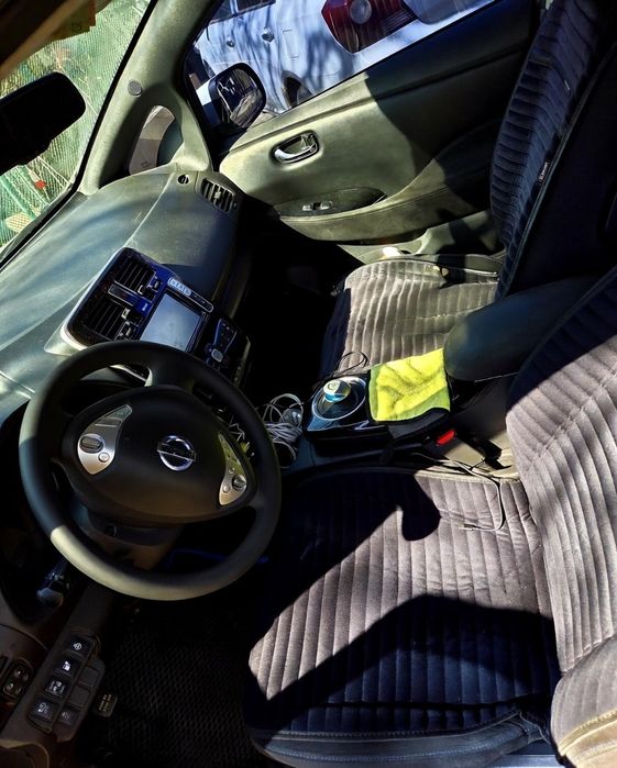Nissan leaf Рест