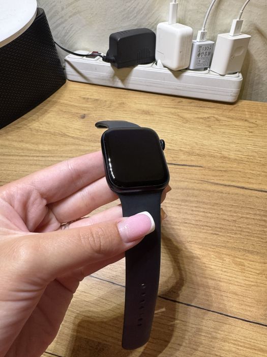 Apple watch Watch SE 2 44 mm акб 100% ідеальний стан