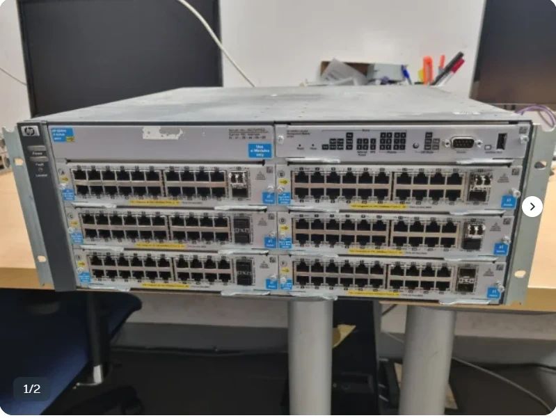 Switch Modular HP 5406zl com PoE+ e SFP+