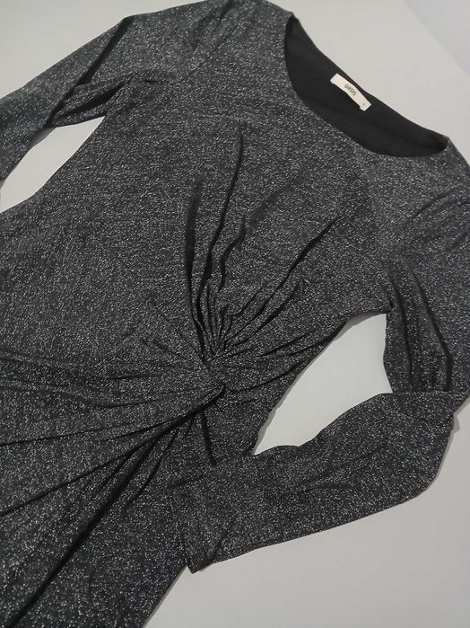 Sukienka rozmiar M imprezowa Oasis