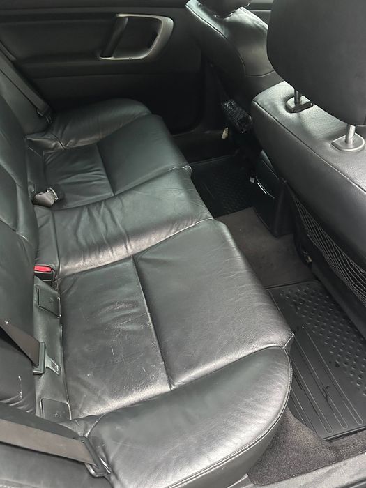 Автомобіль Subaru Outback 2.5 (2008 р.в).