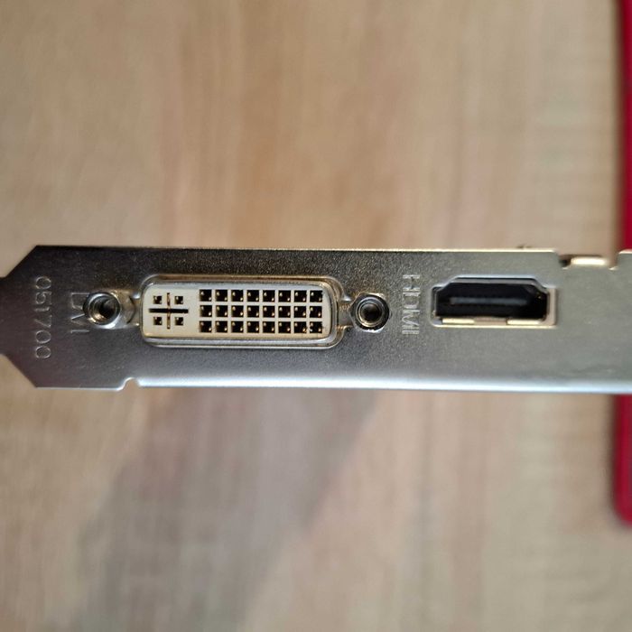 karta graficzna Radeon  R5 235 2Gb Hdmi Dvi sprawna