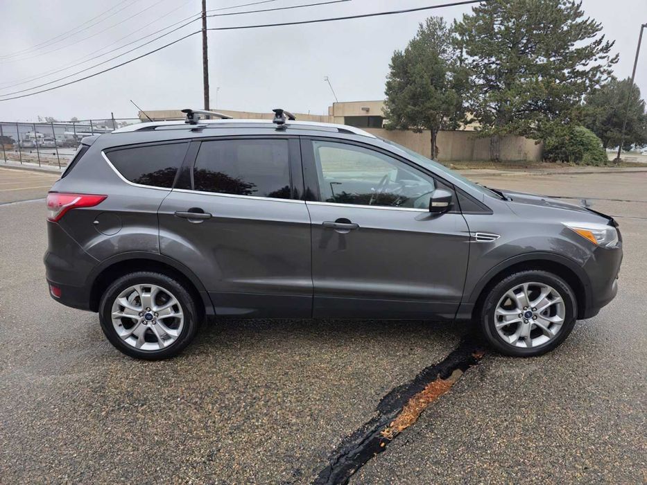 Ford Escape      2015