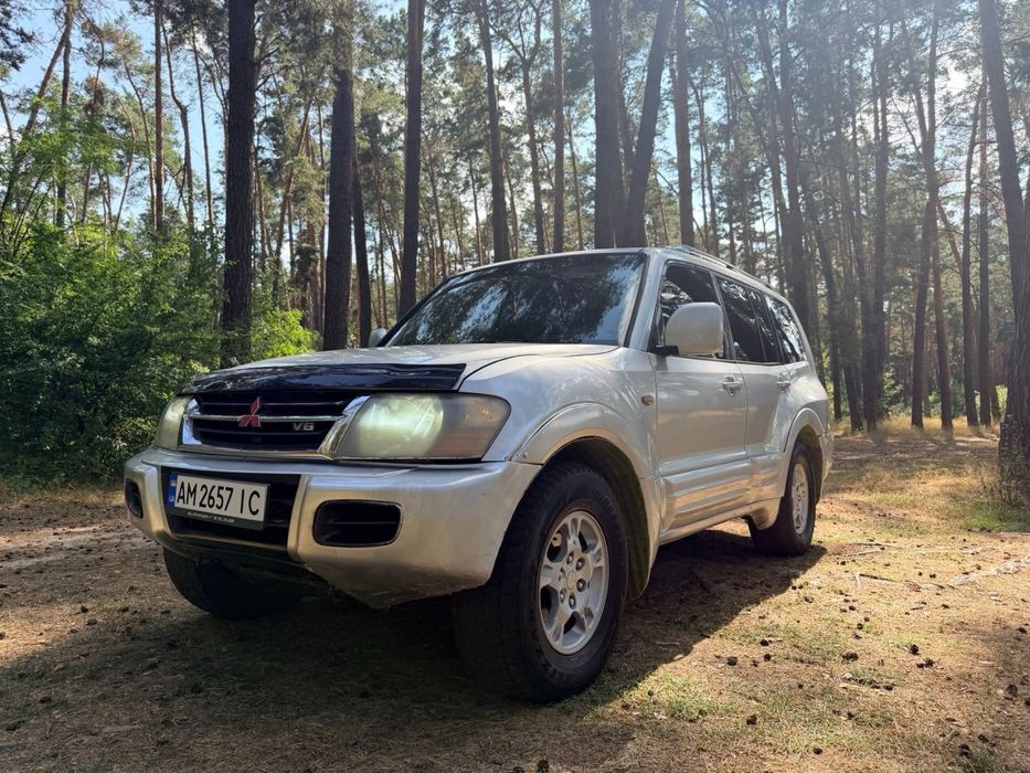 Mitsubishi Pajero 2002 VIN JMYLRV73W2J708709 фото оголошення 4 з 24