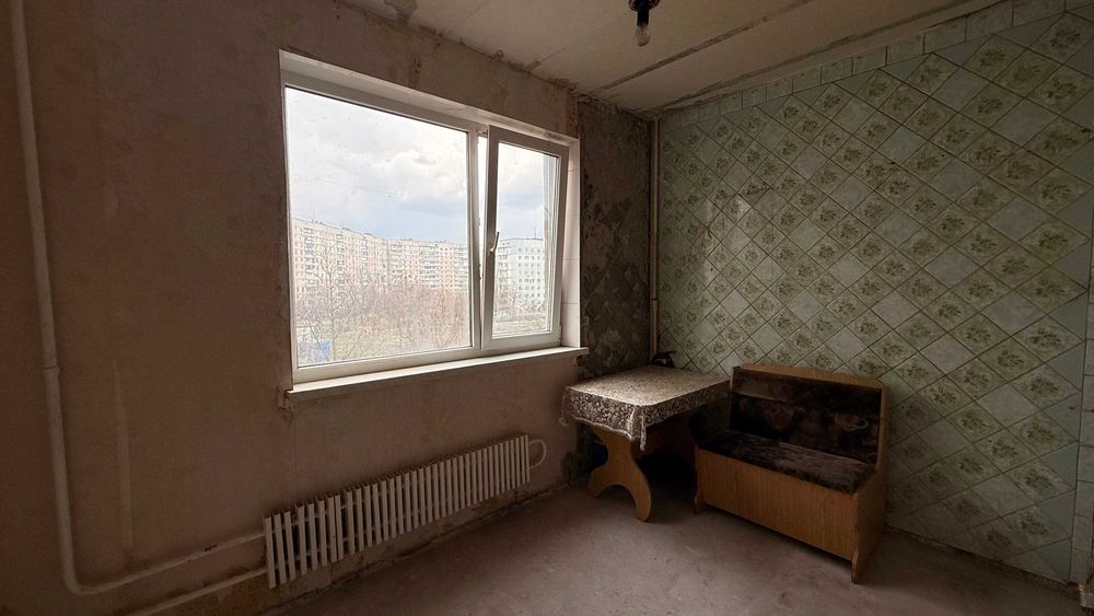 Продам 2 ком. в 16-ке на Салтовке, с/м КЛАСС. (404026)