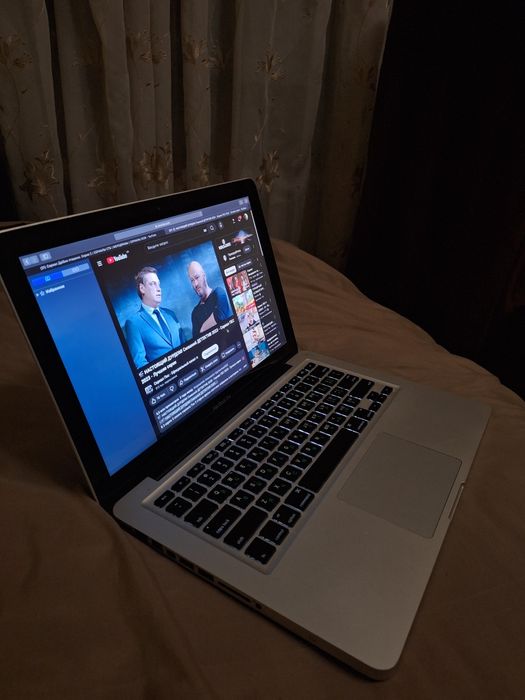 Ноутбук Apple MacBook Pro 13" 2012года(256гб)СД