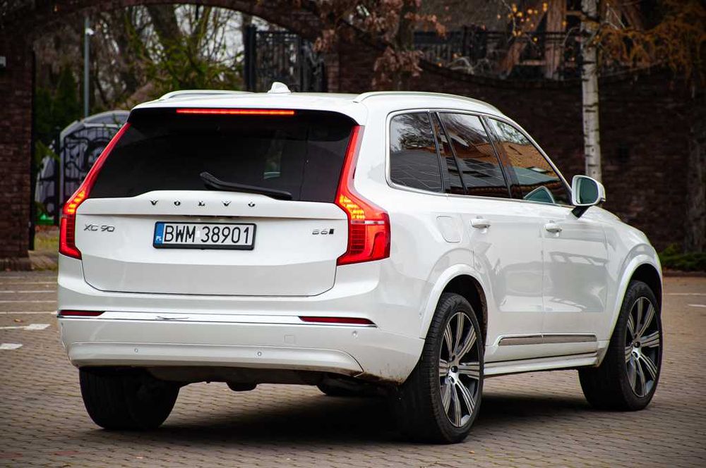 Volvo xc90 rok 2024