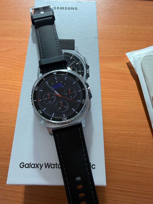 Galaxy Watch 8 Classic 46mm GPS + LTE (Preto) - SAMSUNG