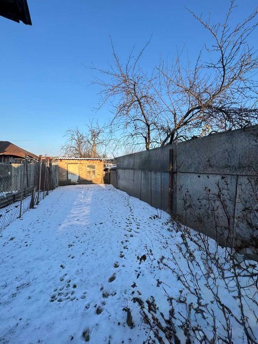 Половина будинку- ближня Олексіївка