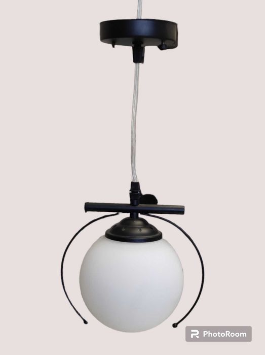 Продам новую люстру