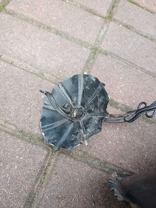 Wisząca lampa latarnia