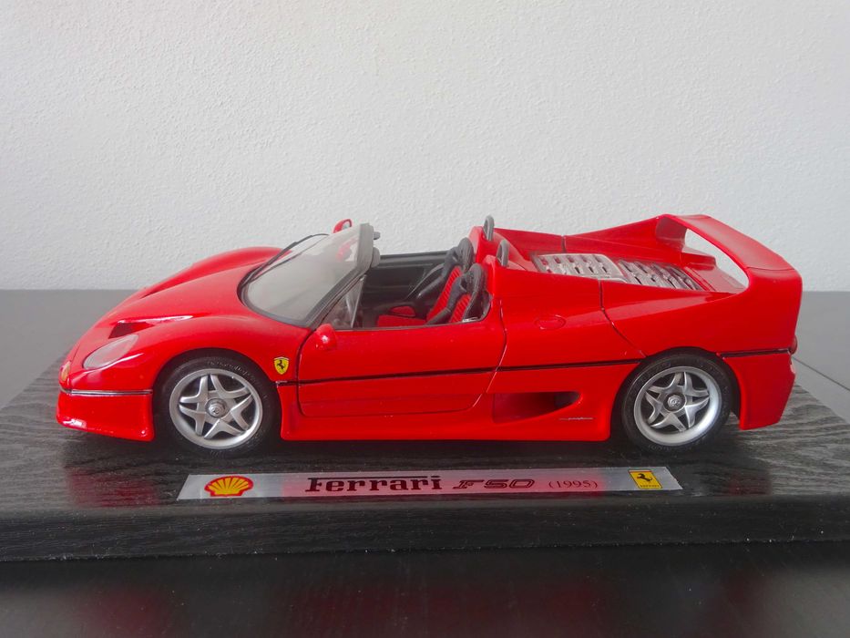 1:18 Maisto Ferrari F50