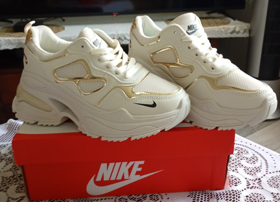 Nowe sneakersy rozmiar 38