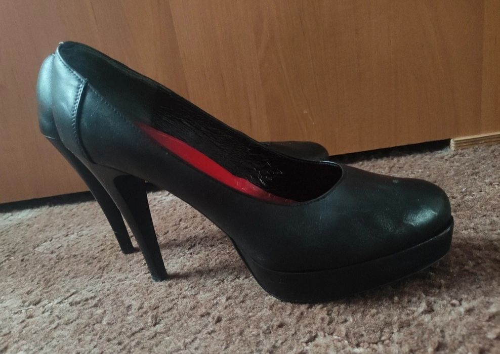 Buty damskie na obcasie, szpilce, koturnie, korku, rozm. 40