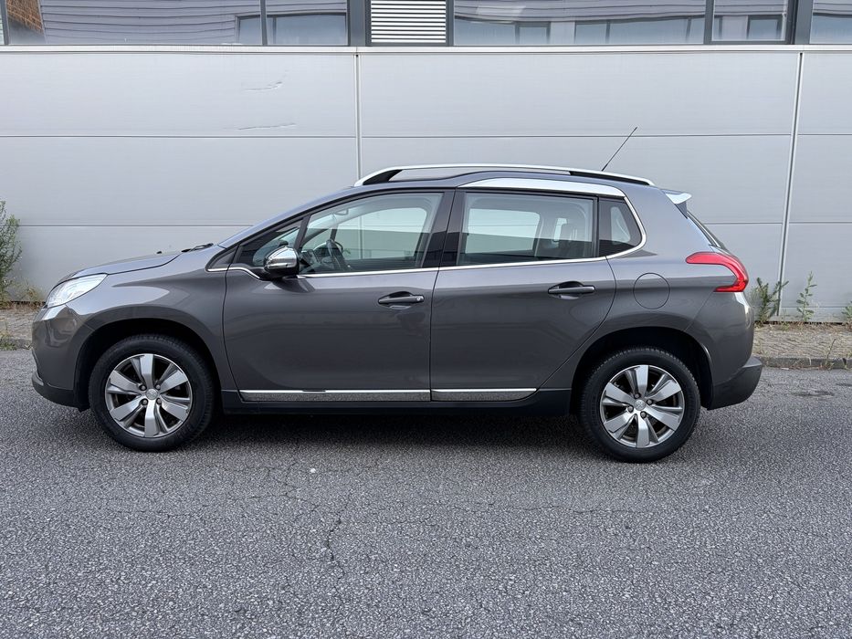 Peugeot 2008 1.2 Allure