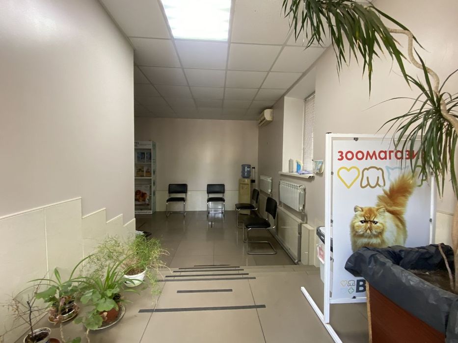 Оренда комерційного приміщення 177,4 м² — Запоріжжя, бул. Гвардійський