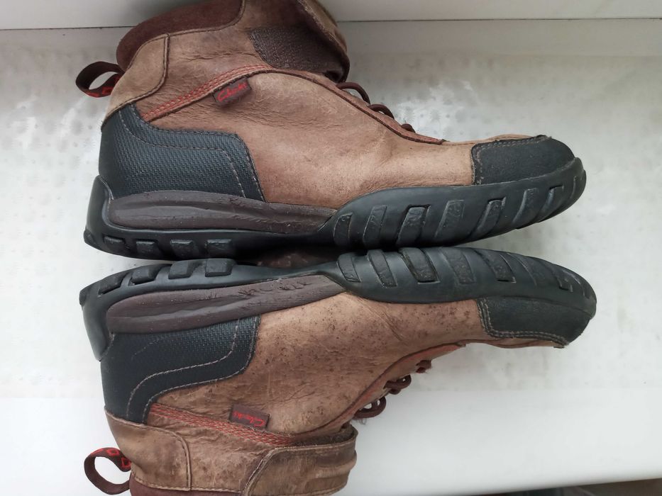 Кожаные ботинки на мальчика кларкс, р. 2,5/35,5