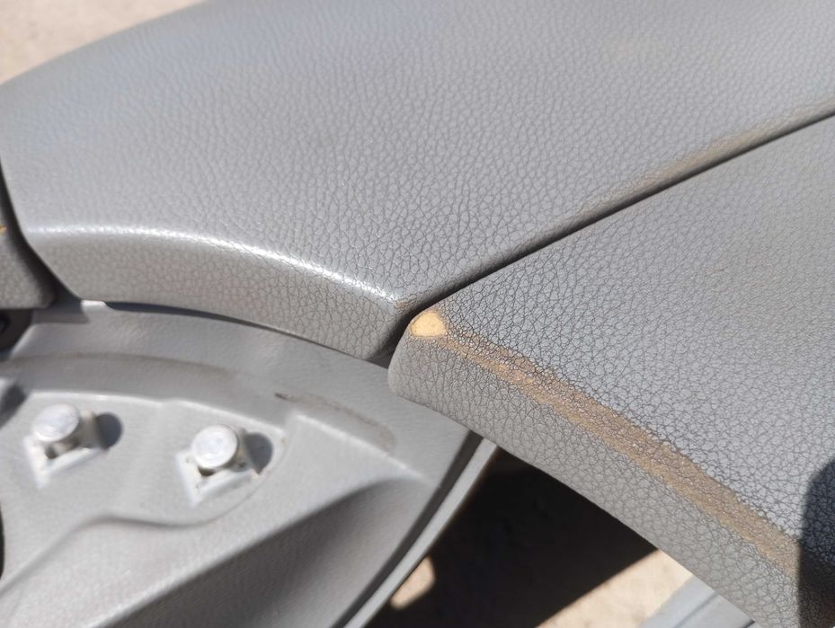 подлокотник, центральна конслоль BMW e60 (сірий)