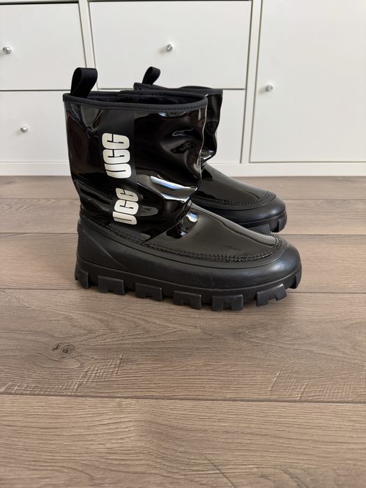 UGG Classic Brellah Mini Boots оригінал 40р снігоходи