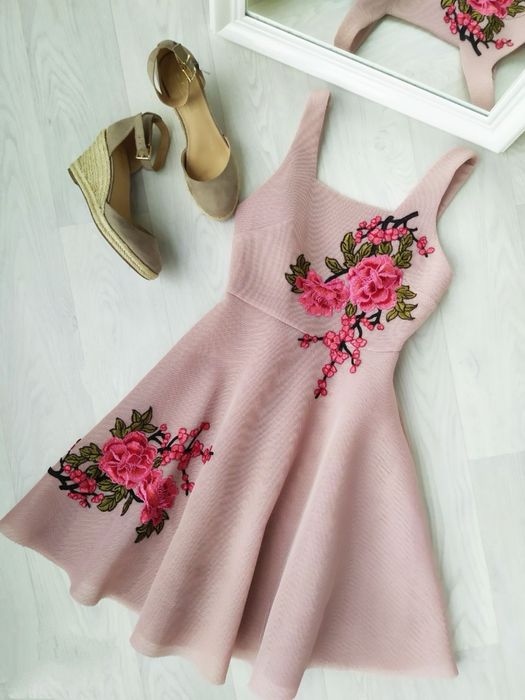 Секонд хенд оптом плаття жіночі літо демісезон Англія ціна за 1 кг