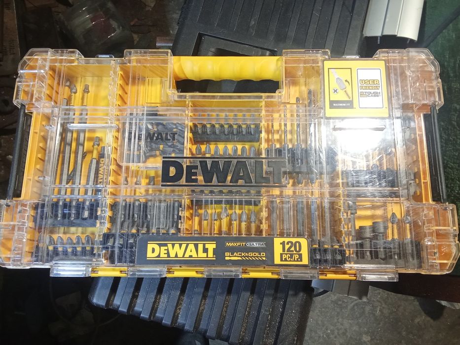 Набір біт,сверл Dewalt