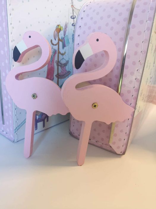 Wieszaki drewniane flamingi