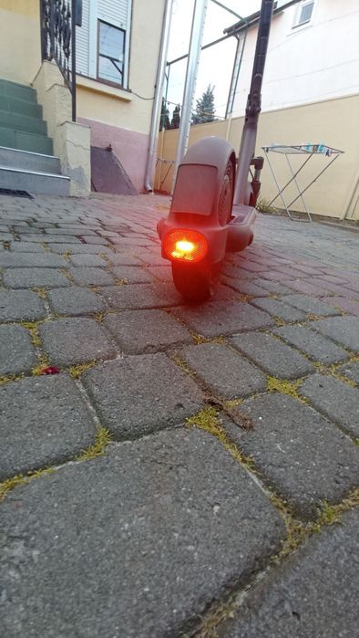 Продам електросамокат