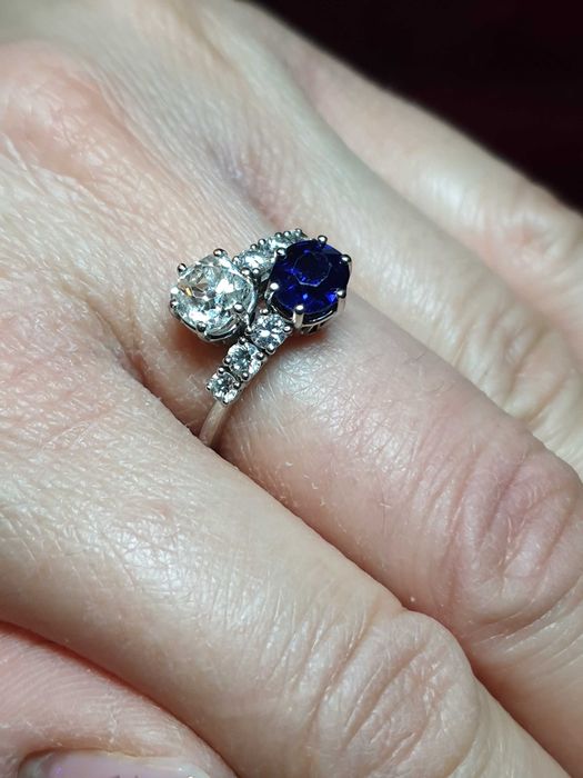 STARY 18ct pierścionek z diamentem 1,04ct + 0,38ct i szafirem 1,42ct
