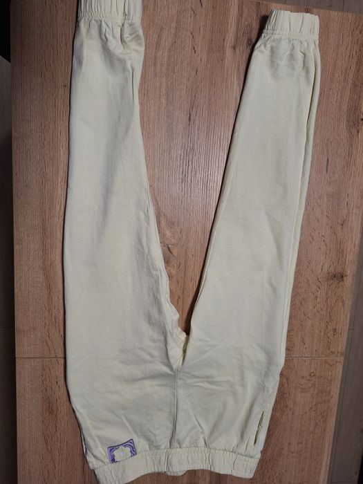 Spodnie dresowe 146cm