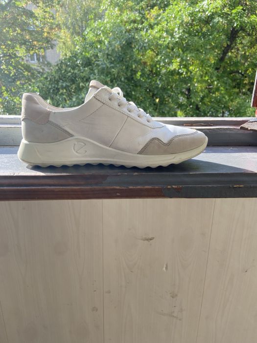 Шкіряні жіночі кросівки кеди ecco flexure runner 39 розмір