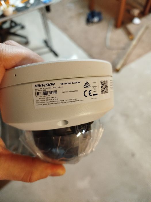Kamera hikvision model ds-2cd2143g2lis2u