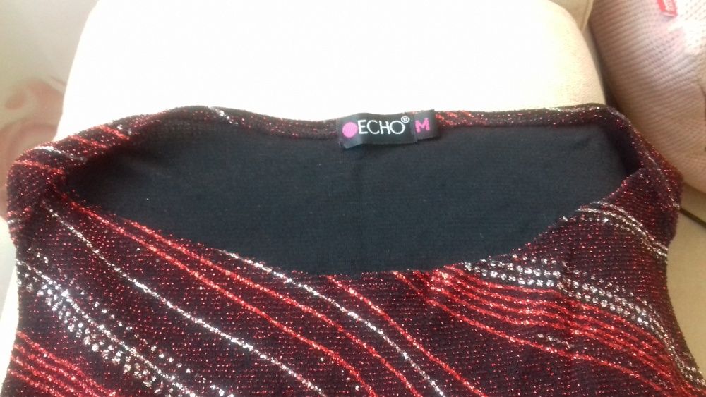 Długa sukienka wieczorowa z brokatem