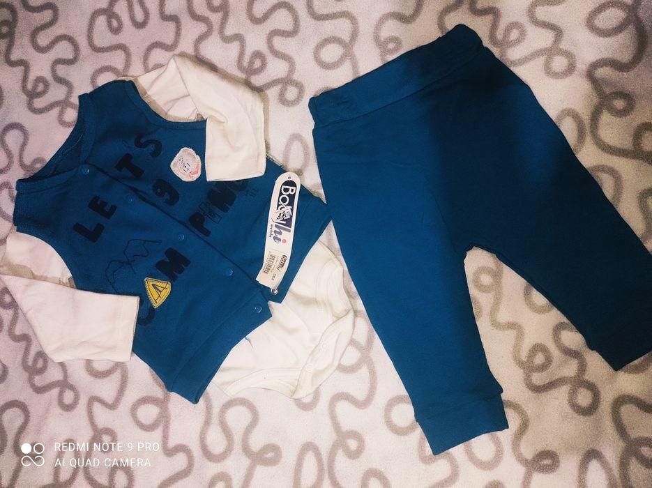 РОЗПРОДАЖ костюмчиків