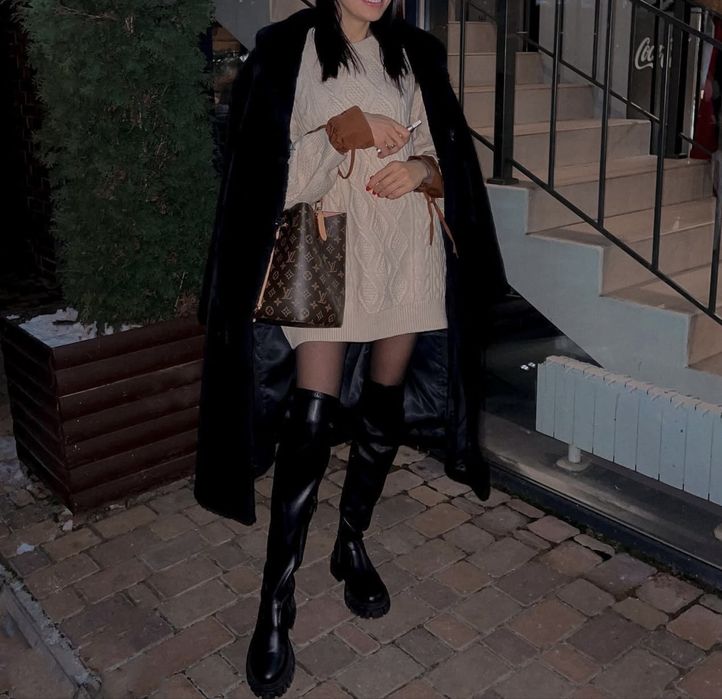 Продам шкіряні ботфорти