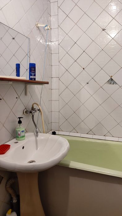 Оренда кімнати в квартирі без господарів  без комунальних