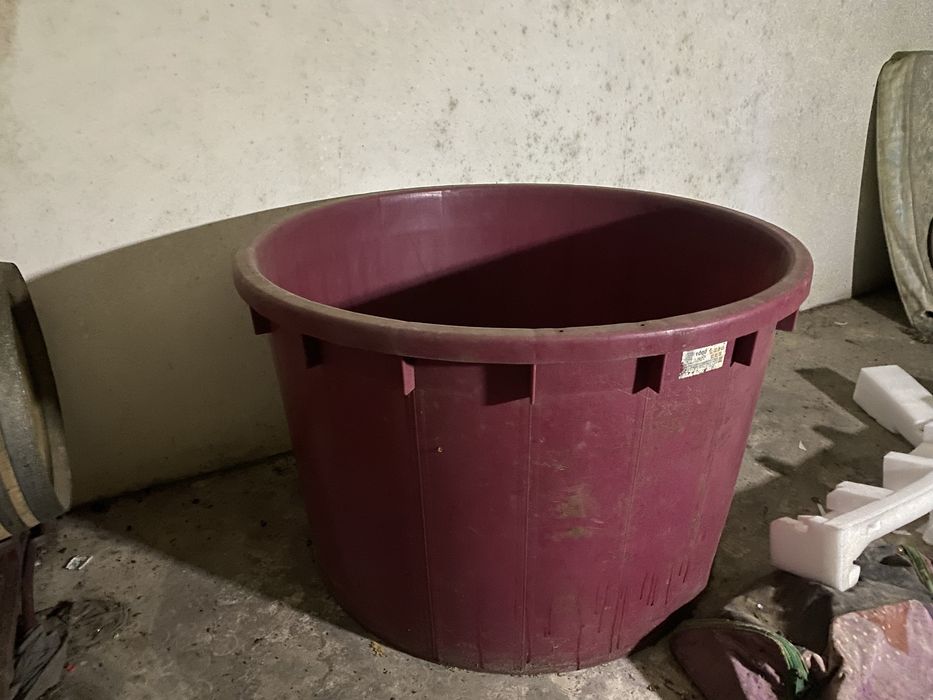 Tinas de 1000 litros novas ,nunca usadas Tavira