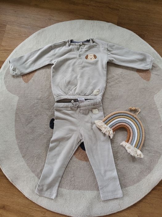 Komplet zestaw bluza spodnie