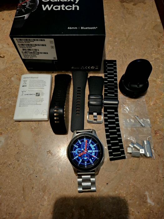 Samsung Galaxy Watch 46mm Silver (Bluetooth) – Usado em Ótimo Estado + Extras