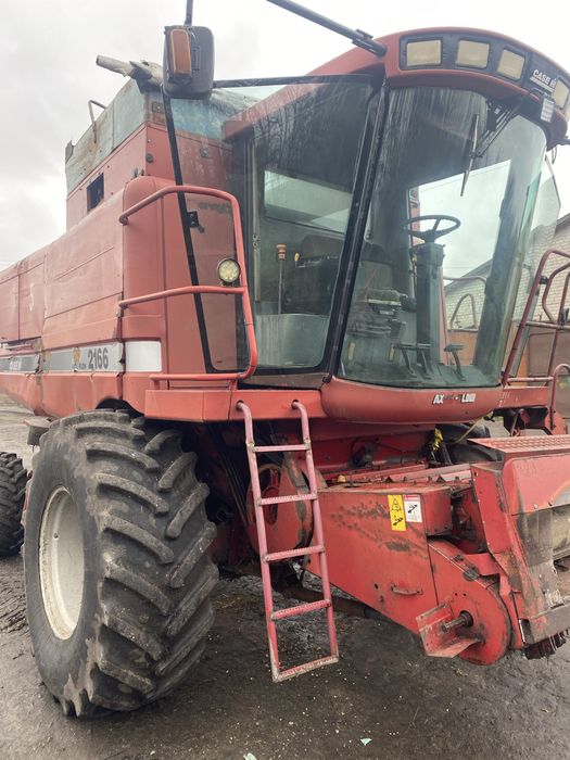 Комбайн Case 2166