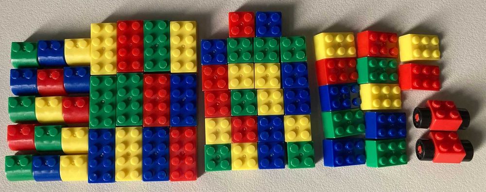 Conjunto de Pequenos Blocos de Construção (63 peças)