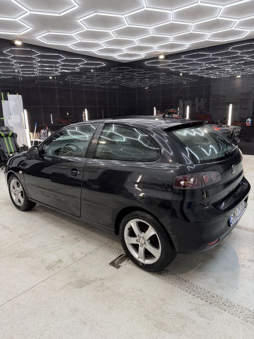 Seat ibiza 1.4 benzyna 2006r klima