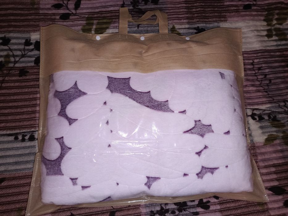 Мягусенький плед в сумке 200*230