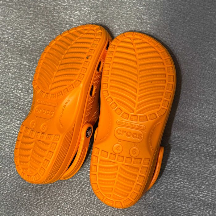 Crocs autênticas cor de laranja socas tangerina 36/37