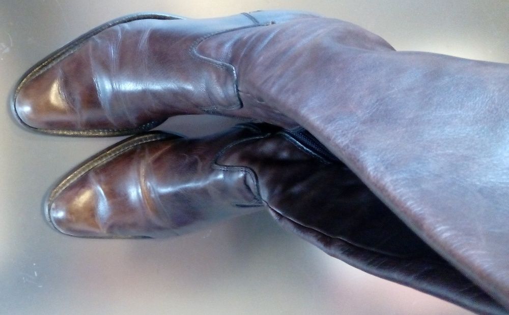 Botas Cano Alto Pele Castanhas