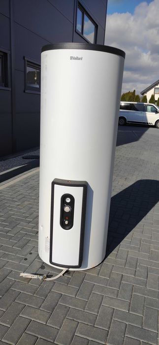 Bojler zasobnik 300 L grzałka VAILLANT ocieplony