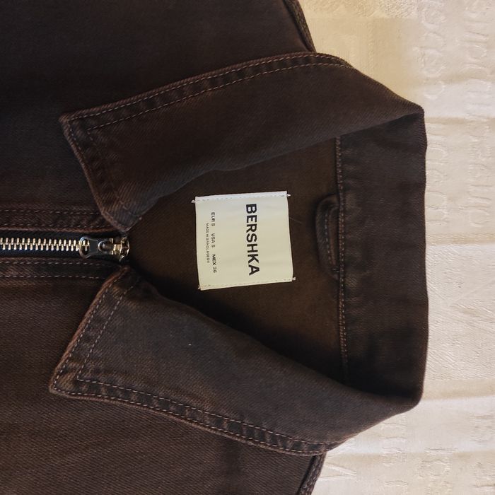 Новая куртка Bershka р. S-M, джинсовая, бомбер, курточка