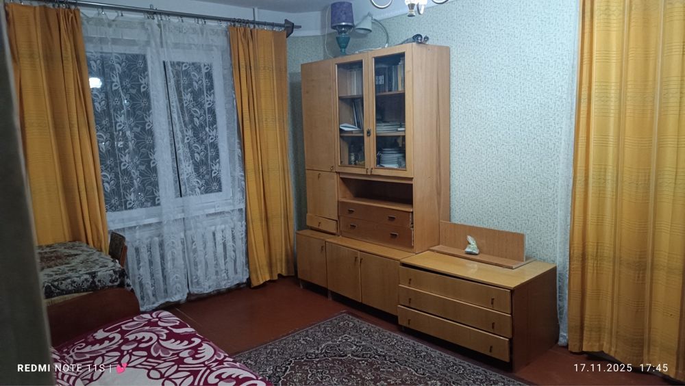 Здам кімнату на Садах 1