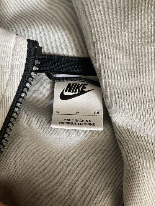 Nike Tech cinzento e preto