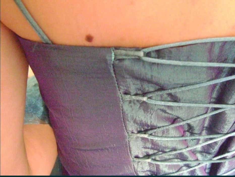 Suknia z tafty R. 36/38