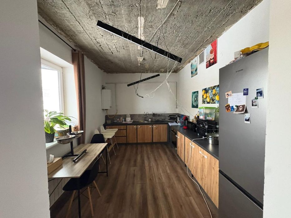 3 кімнатна в будинку вул.Кишинівська